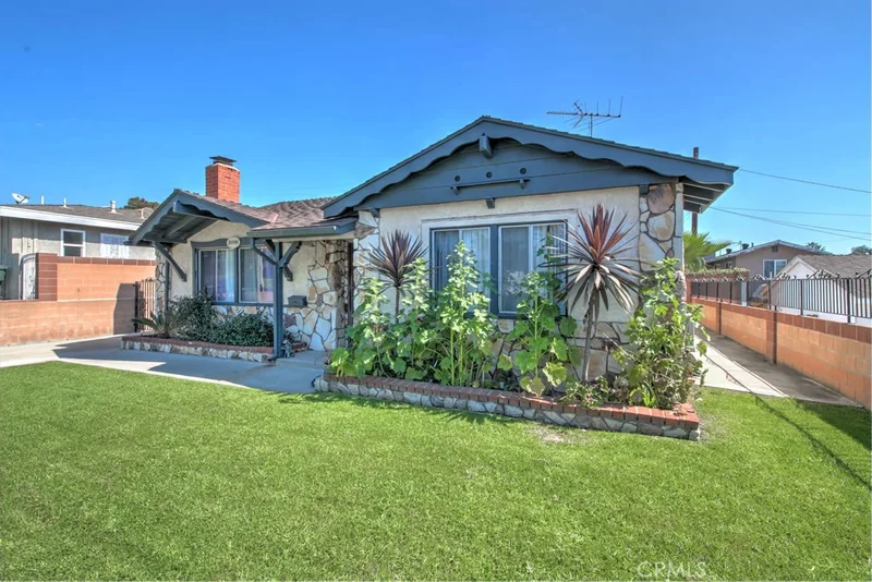 11736 Clearglen Avenue, Whittier, CA 90604