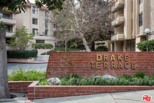 4141 Via Marisol #209, Los Angeles, CA 90042