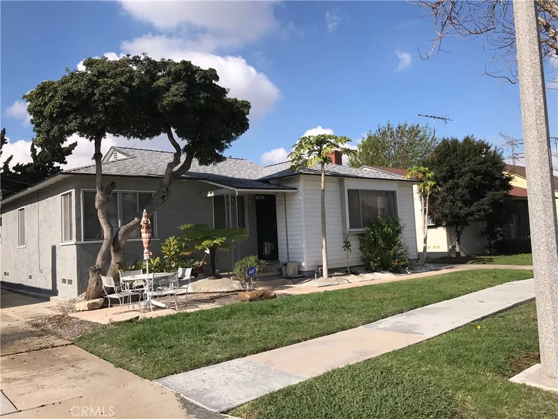 6139 Hayter Ave., Lakewood, CA 90712