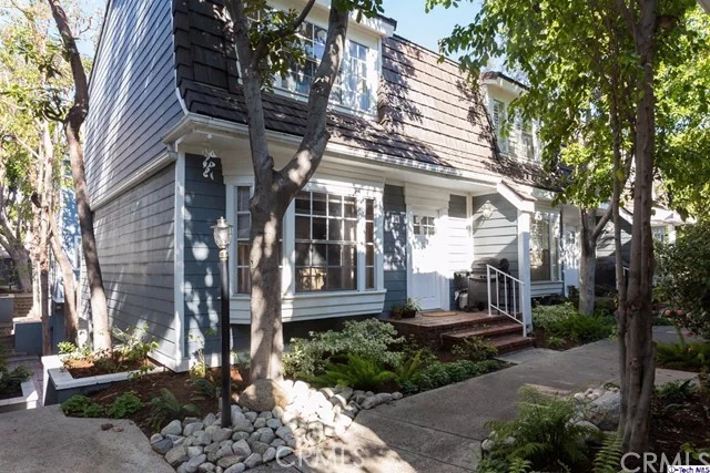 259 Holliston #14, Pasadena, CA 91106