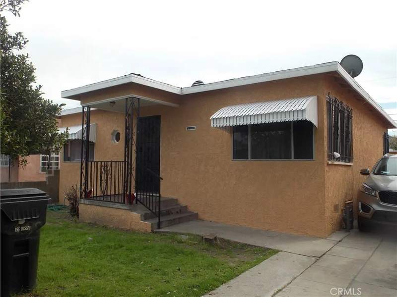 1230 66th, Los Angeles, CA 90001