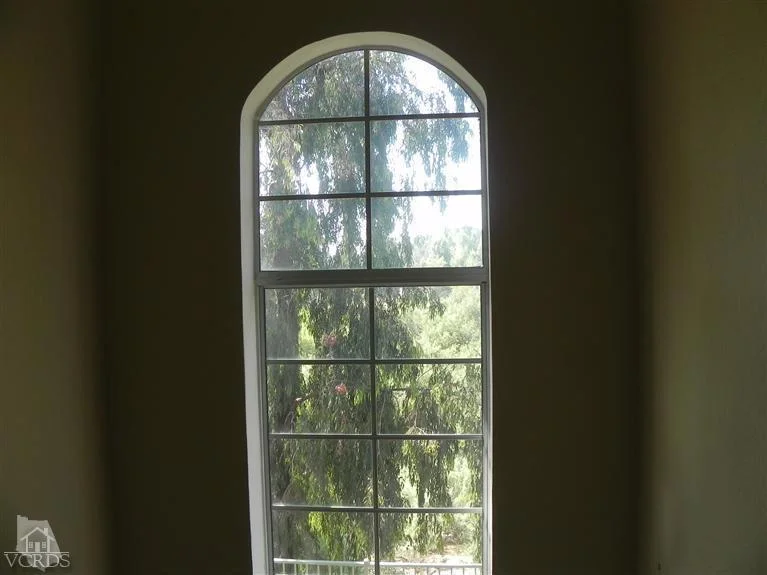 5580 Spanish Oak #E, Oak Park, CA 91377