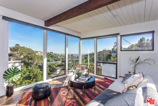 2960 Belden Drive, Los Angeles, CA 90068