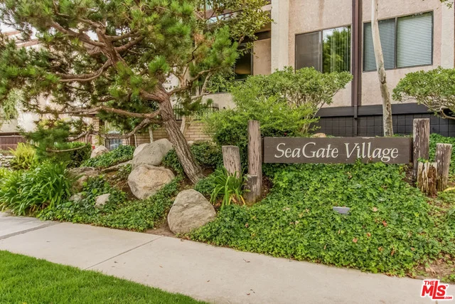 8707 Falmouth #104, Playa Del Rey, CA 90293