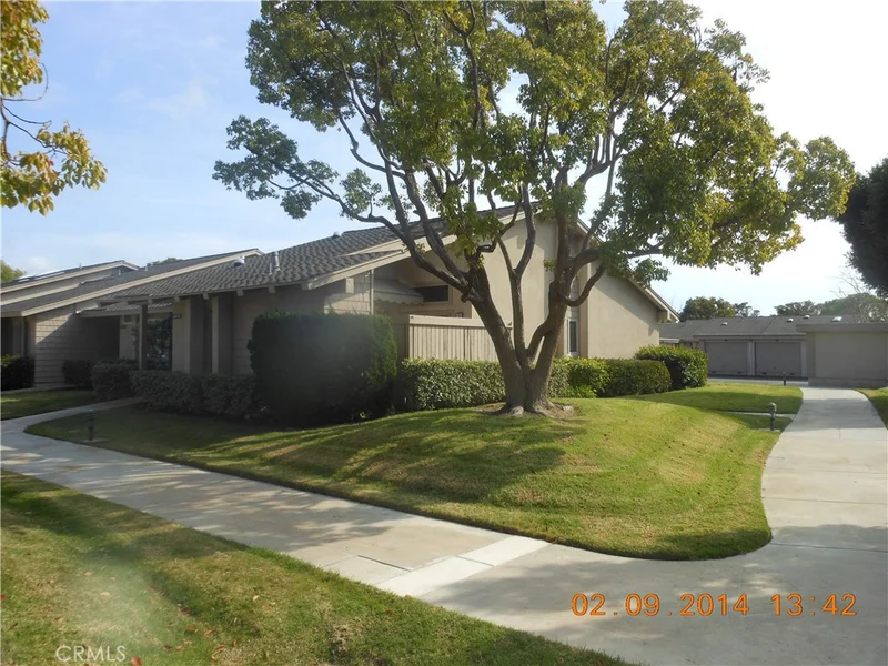 8565 Fallbrook #716D, Huntington Beach, CA 92646