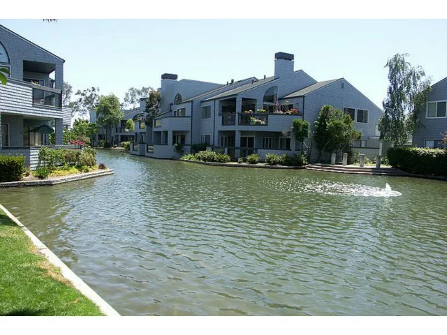30 Eddystone Court 121, Redwood City, CA 94065