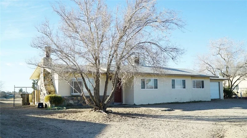 11828 Calcite, Hesperia, CA 92345