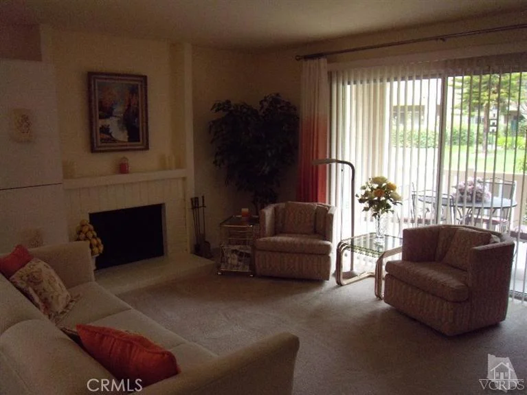 460 Arbor Lane #107, Thousand Oaks, CA 91360