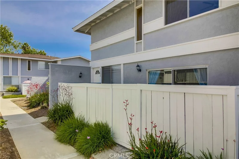 22896 Via Pimiento #2F, Mission Viejo, CA 92691