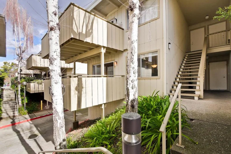 255 Rengstorff #43, Mountain View, CA 94040