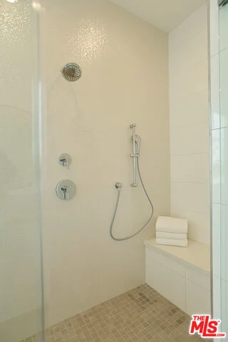 7712 Dunbarton, Los Angeles, CA 90045