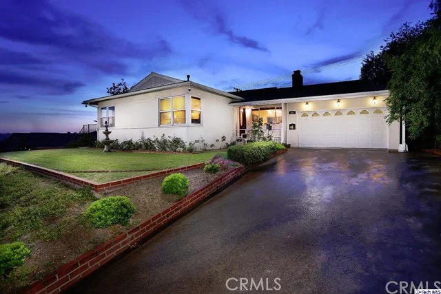 907 Irving, Burbank, CA 91504