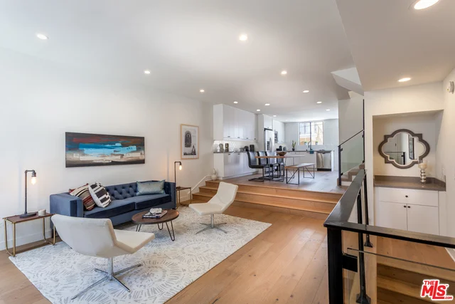 11656 Nebraska #6, Los Angeles, CA 90025