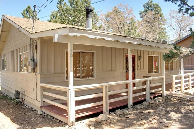 557 Sunset, Sugar Loaf, CA 92386