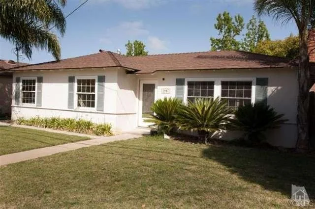 1907 Orange, Costa Mesa, CA 92627