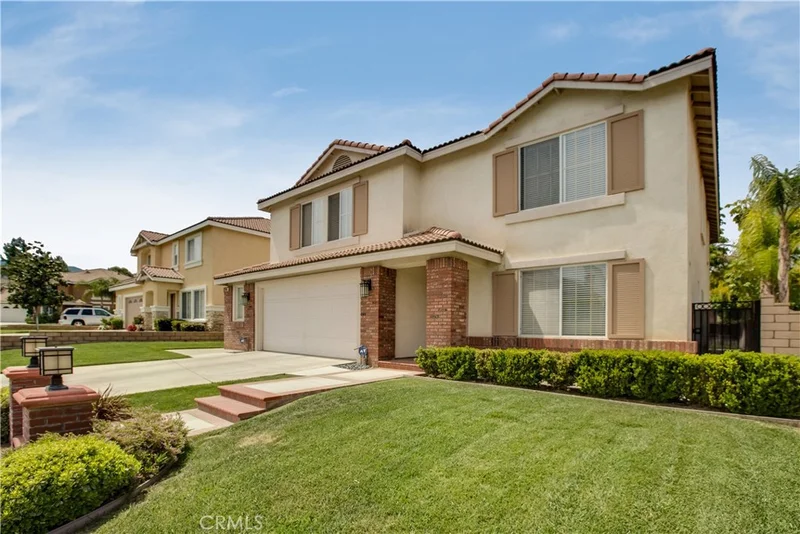2556 Fairglen, Corona, CA 92881