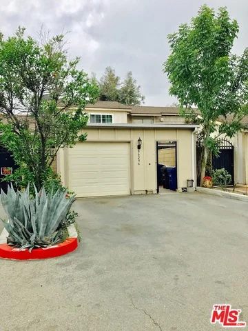 8629 Burnet #C, North Hills, CA 91343