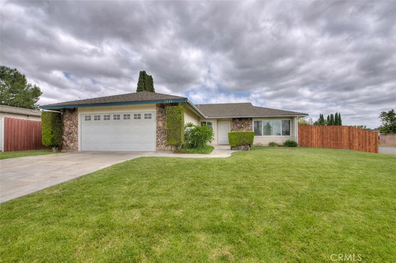 1240 Athens, Placentia, CA 92870
