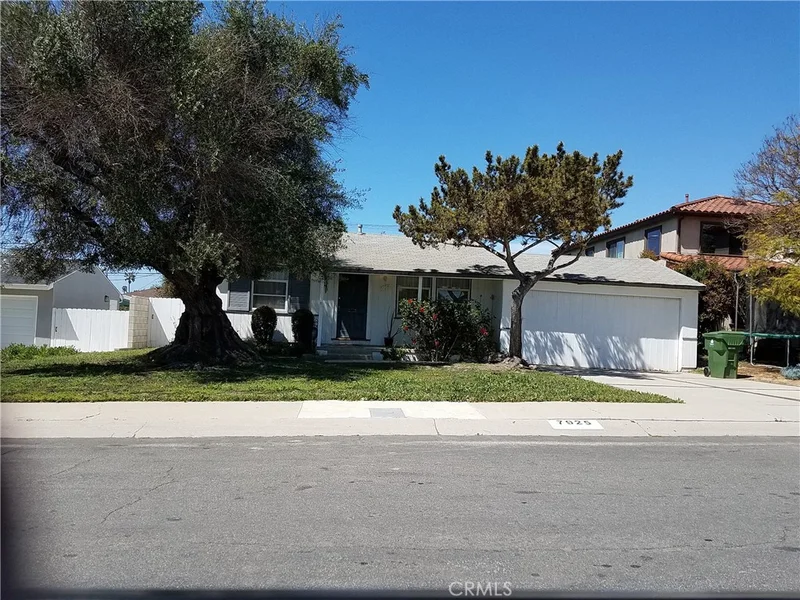 7925 Kittyhawk, Los Angeles, CA 90045