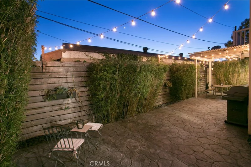 299 Carefree Lane, Costa Mesa, CA 92627
