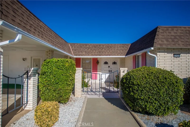 25920 Roanoke, Sun City, CA 92586