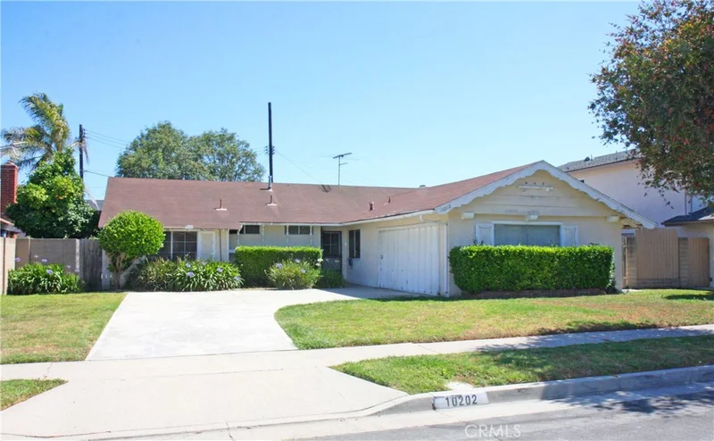 10202 Constitution, Huntington Beach, CA 92646