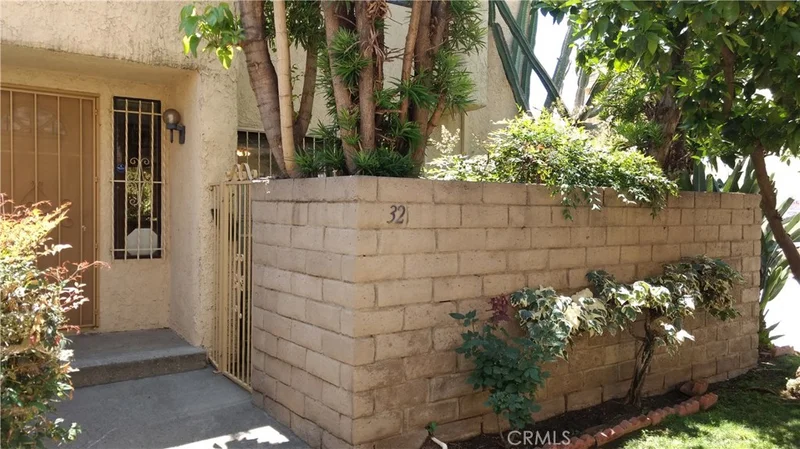 8633 Balboa #32, Northridge, CA 91325