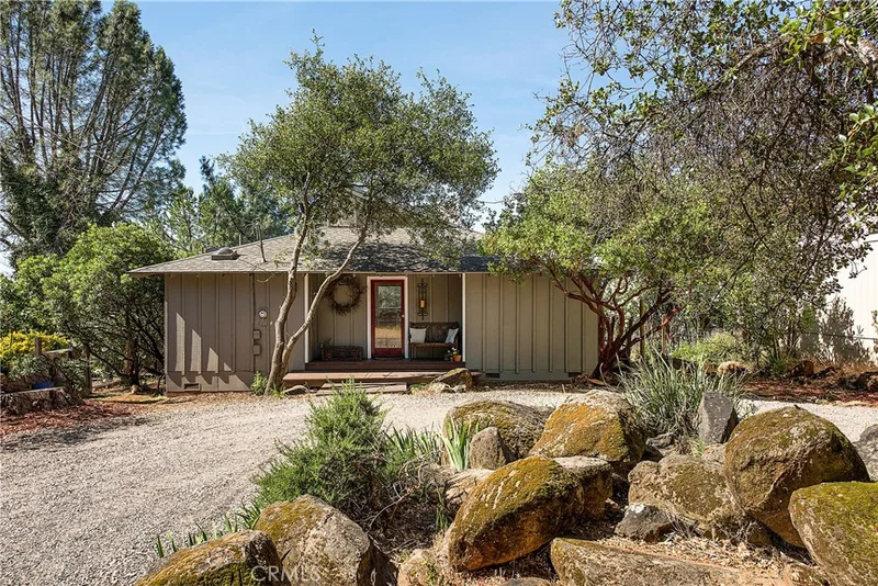 18801 Fernwood, Hidden Valley Lake, CA 95467