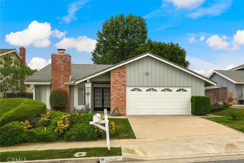 25622 Heatherow, Lake Forest, CA 92630