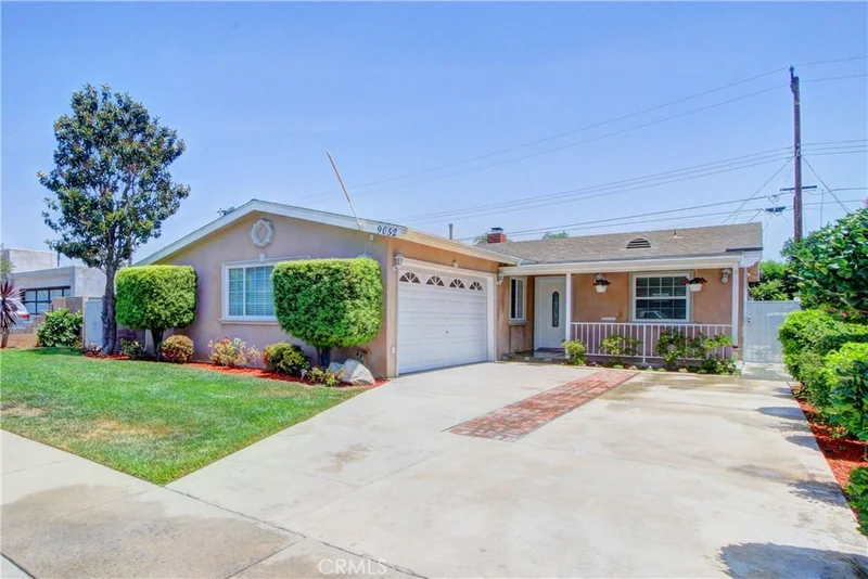 9052 Lindsey, Downey, CA 90240