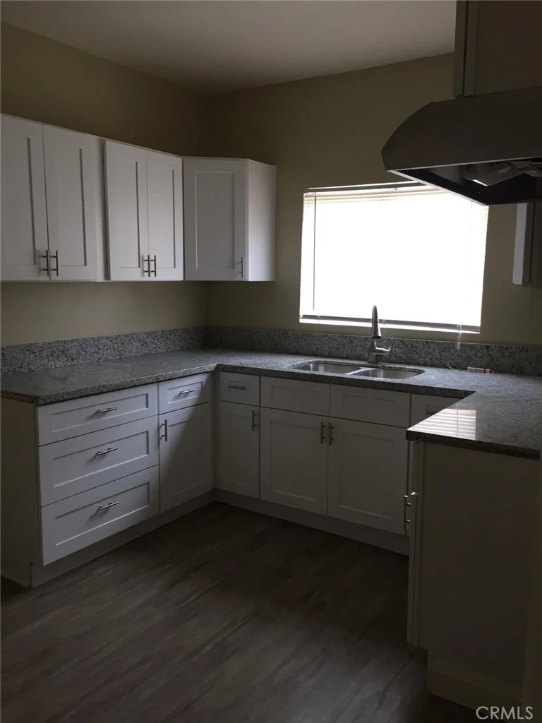 1244 34th, Los Angeles, CA 90011