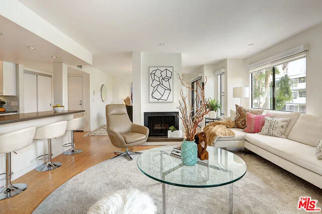 909 Sierra Bonita #206, West Hollywood, CA 90046