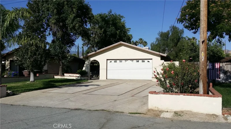 1130 Tourmaline, Mentone, CA 92359