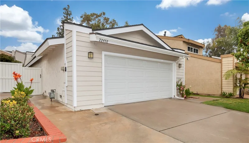 22452 Aliso Park, Lake Forest, CA 92630
