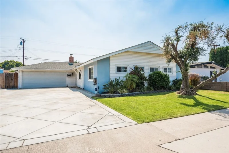11842 West, Garden Grove, CA 92840