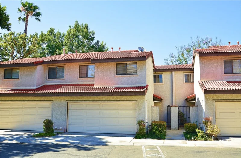 11892 Los Alisos, Norwalk, CA 90650
