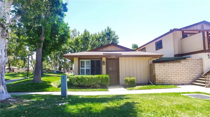 1124 Philadelphia, Ontario, CA 91762