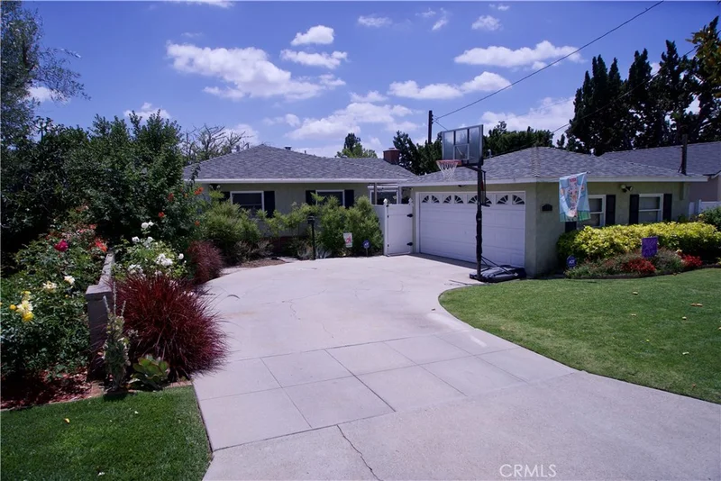 11816 Maple, Whittier, CA 90601