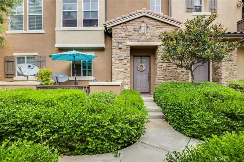 12575 Ruvina, Eastvale, CA 91752