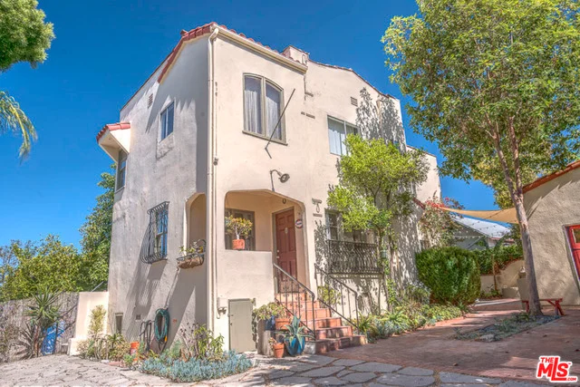 1124 Marion, Los Angeles, CA 90026