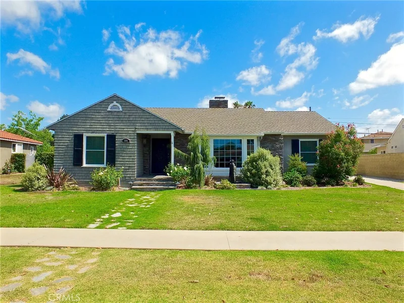 1141 Claiborne, Long Beach, CA 90807