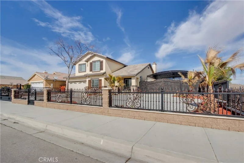 10290 Kemper, Adelanto, CA 92301
