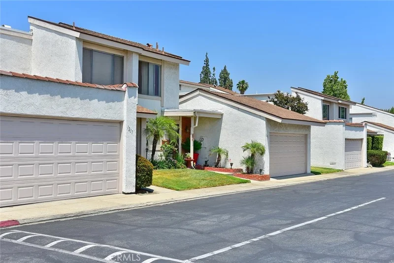 1231 Crestwood, Upland, CA 91786