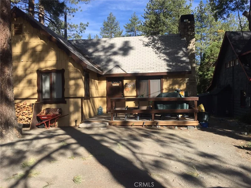 1038 Robin, Wrightwood, CA 92397