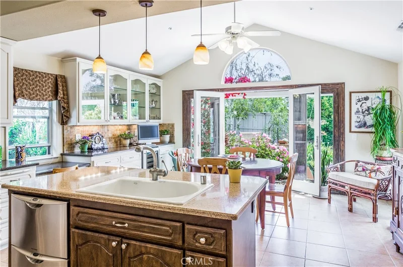 1169 Rosemary, San Luis Obispo, CA 93401