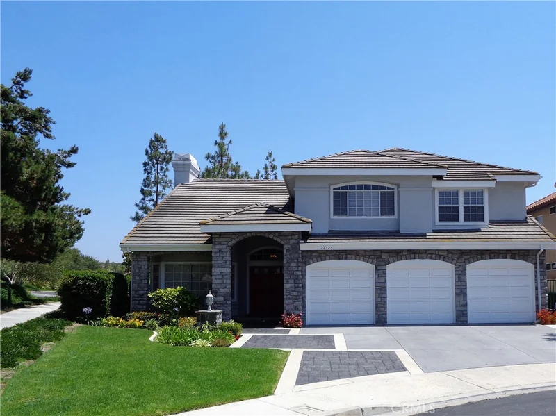 22525 Birchcrest, Mission Viejo, CA 92692