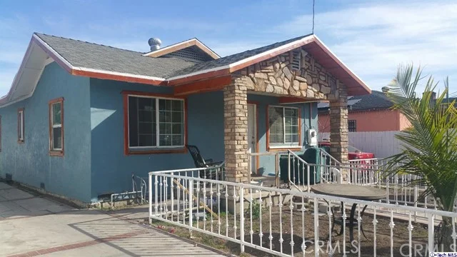 11862 Art St, Sun Valley, CA 91352
