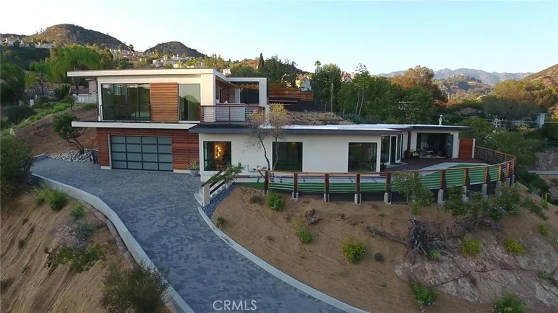 2587 Cascadia, Glendale, CA 91206