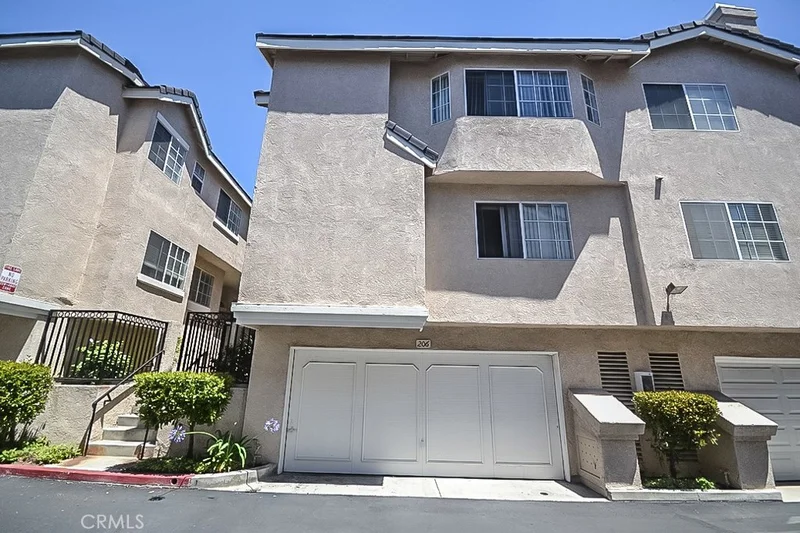 2300 Maple #206, Torrance, CA 90503