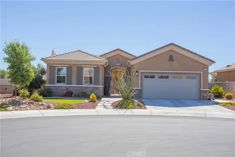 10499 Darby, Apple Valley, CA 92308